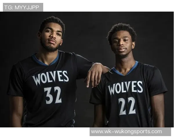 卡斯尔表现出色25分钟内高效砍下16分9助攻仅1次失误助力球队胜利